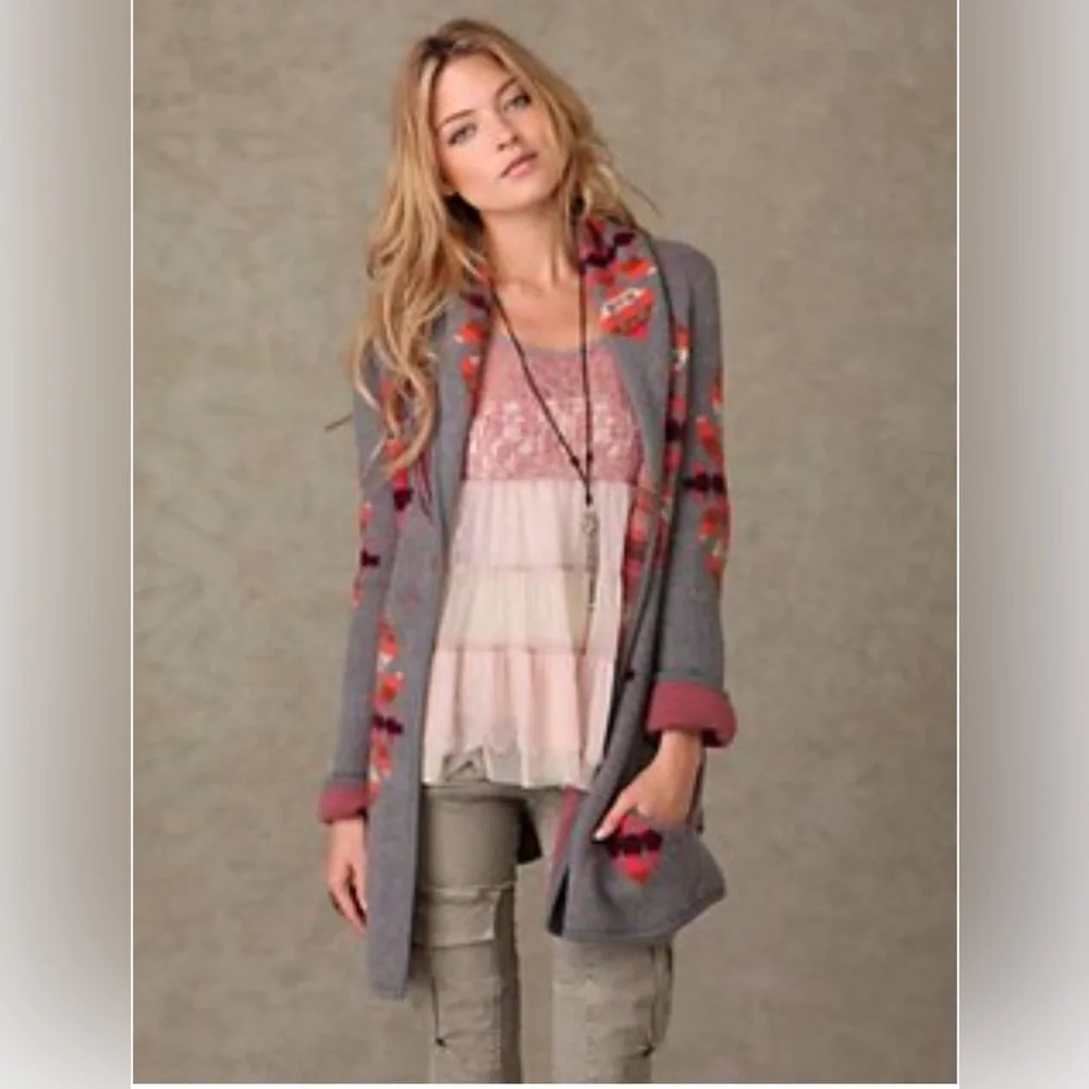 We The Free, Free People Gray and Pink Patterned Cardigan - Picture 2 of 12